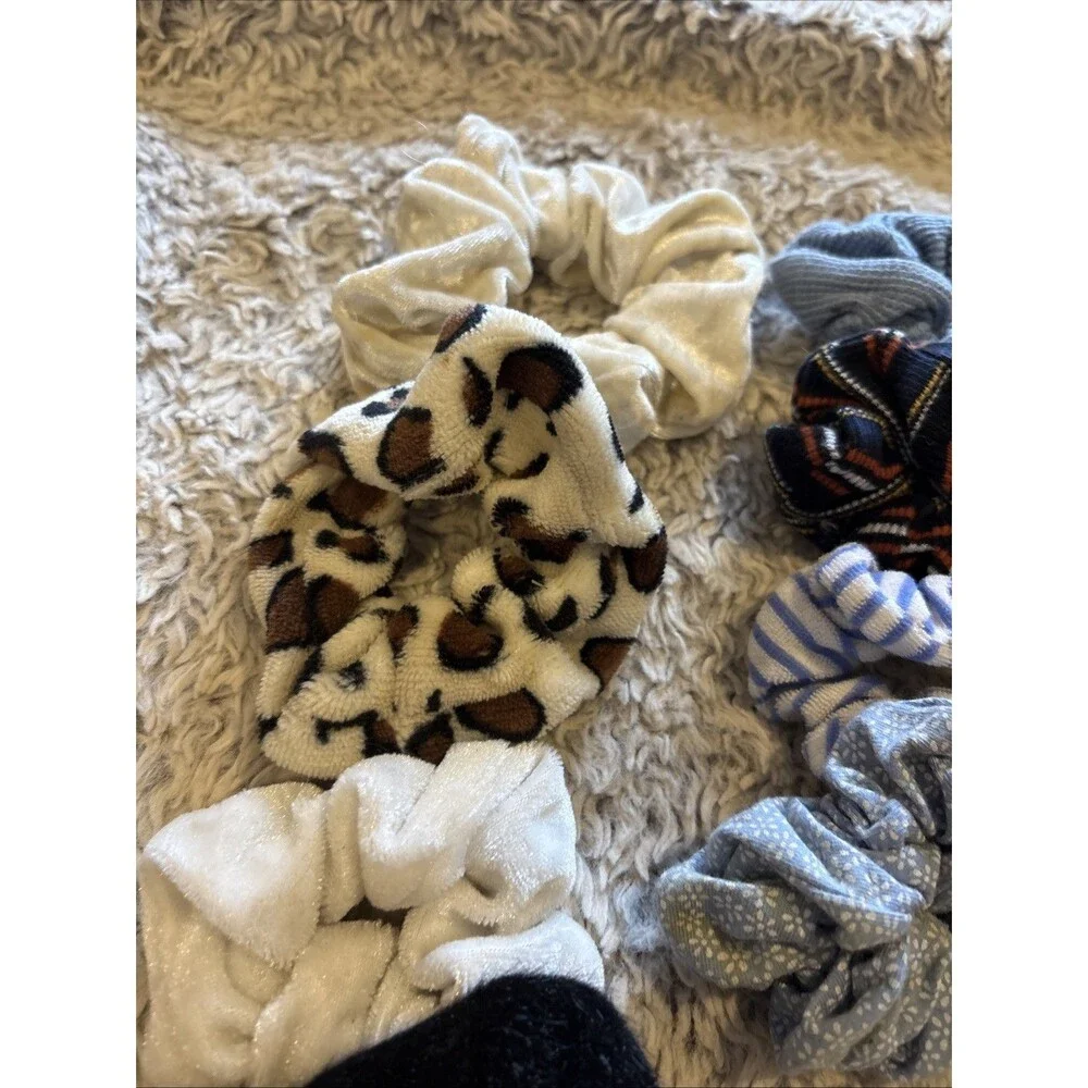 Chloe‎ + Olle Scrunchie Hair Accessory Lot Girls OS Multicolor Excellent Velvet